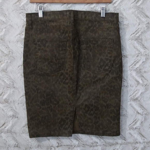 ⭐Current/Elliott Soho Zip Coated Pencil Skirt 27 - Picture 6 of 7